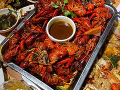 -嗨辣小聚·盘锦河蟹·海鲜烧烤龙虾(盘锦十年好店)