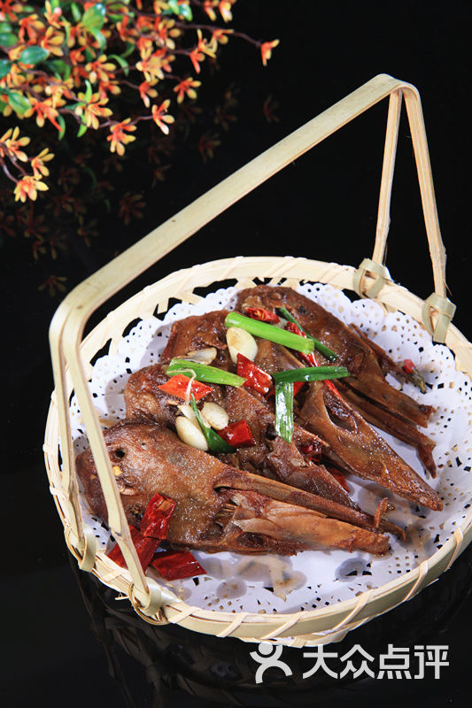 涌煲记(余姚五彩城店)-椒盐鸭头图片-余姚美食-大众点评网