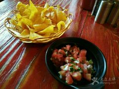 -Pistolera Mexican Cantina女枪手墨西哥餐厅(碧云路店)