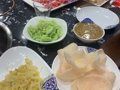 -楼外楼大刀肉传统火锅居(繁荣路店)