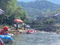 -虎啸峡漂流