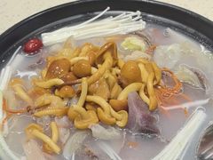 -九寨特色牦牛肉汤锅 羊肉汤锅