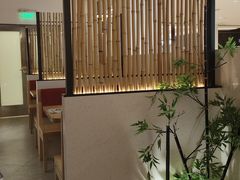 -蜜桃餐厅·伴山(绿宝广场店)