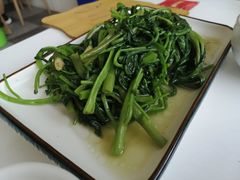 清炒时蔬-琼大师东方烤乳猪(亚特兰蒂斯店)