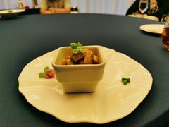 -海湾壹品·粤菜·早茶·烤鸭(拱北店)