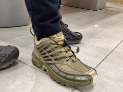 -SALOMON萨洛蒙(北京王府中环店)