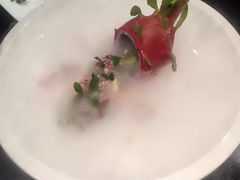 红酒鹅肝配奇异果粒-小广寒电影艺术餐厅(小广寒经三路店)
