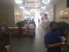 大堂-陆元丰·兰州纯汤牛肉面(自强西路店)
