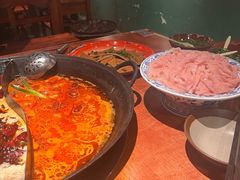 -周小明火锅(黑金冠社区店)