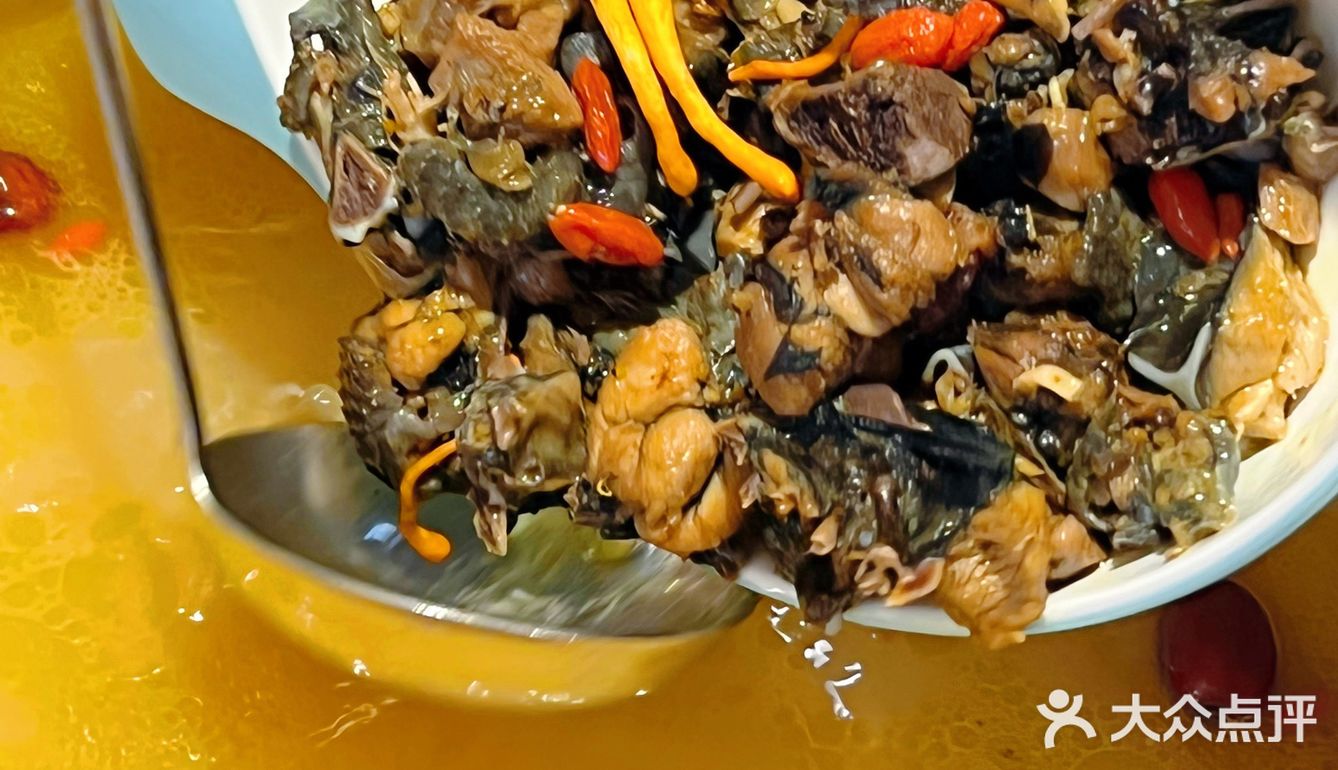 吃野生菌的季节来啦|新鲜野生菌锅太滋补啦