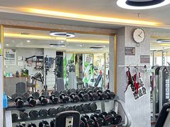 -迈劲健身专业私教(朝青汇店)