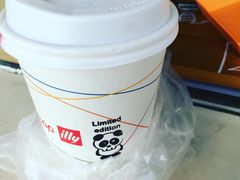 -熊猫一间店欧式奶茶铺