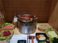 -独食火锅·半米屋台(直营总店)