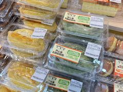-沃尔玛(前山店)