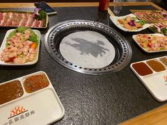 -一家东北烤肉(华大店)