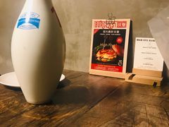 -HIGH FIVE哈福手工汉堡(桂林路店)