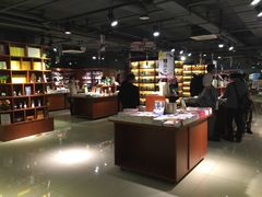 -新华书店(印象城店)