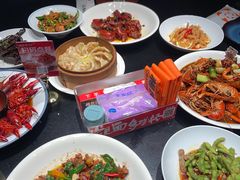 -杨氏青龙虾·吃蟹季(金盛路总店)