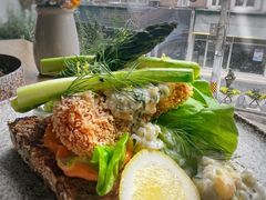 炸海鲈鱼三明治-BOR Eatery(安福路店)