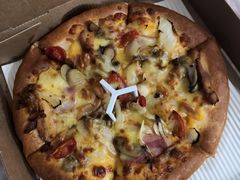 -必胜客(新中纬店)