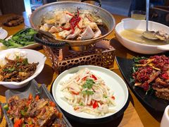 -隔壁老王·家常云南菜(花巷店)