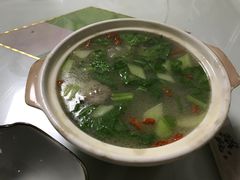-天天向上素食餐厅(五台山店)