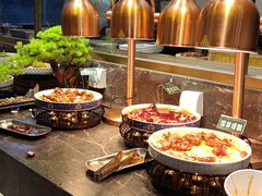 -金马门国际美食百汇(珞喻路店)