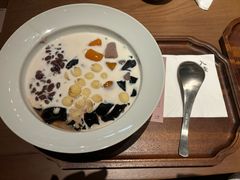 -RUXU入续糖水铺与包(卓悦中心店)