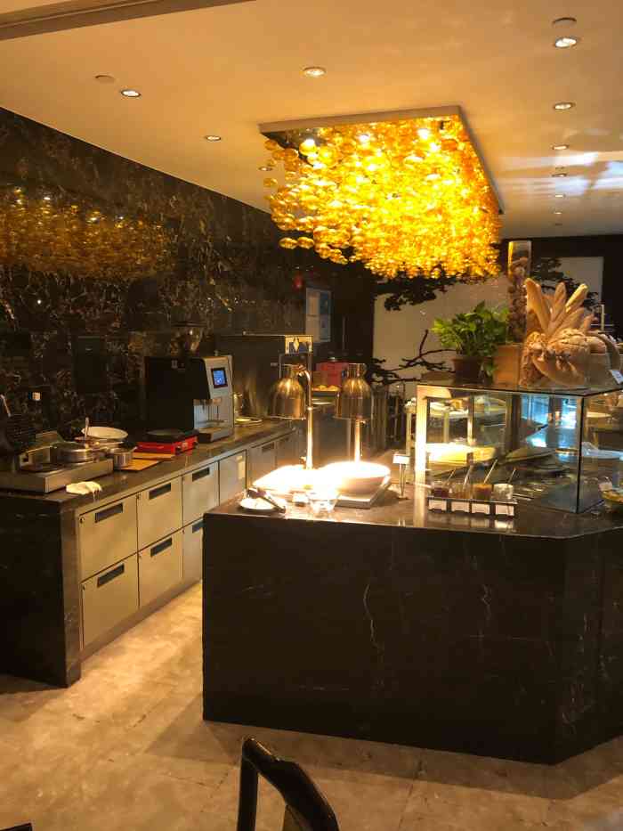 外高桥喜来登酒店悦园餐厅-"一塌糊涂……骗我秒杀……结果一整天都能