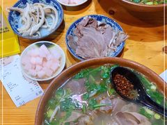 -遵义虾子卢四羊肉粉(大沽路店)