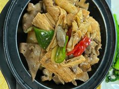 海鲜街什锦煲-海鲜街菜馆(海珠南路店)