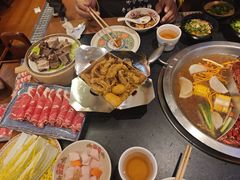 -沸炉重庆老火锅(军事博物馆店)