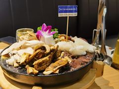 -一朵菌·野生菌探索家火锅(南亚店)