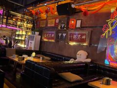 -喜鹊音乐酒馆(西街店)