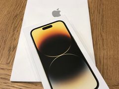 -Apple零售店(华贸购物中心店)