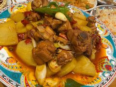 新疆沙湾大盘鸡-巴依老爷新疆美食(常营店)