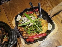 -云海肴·汽锅鸡·云南菜(天山百盛优客店)