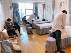 -大师兄·推拿·艾灸(公园茂一号店)