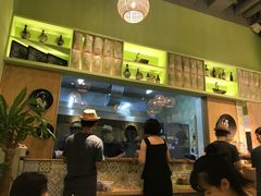 -越弥越南传统美食馆