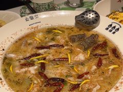 -渔语鱼新川菜Bistro(万象天地店)