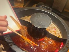 -晓宇重庆火锅(西安荟聚店)