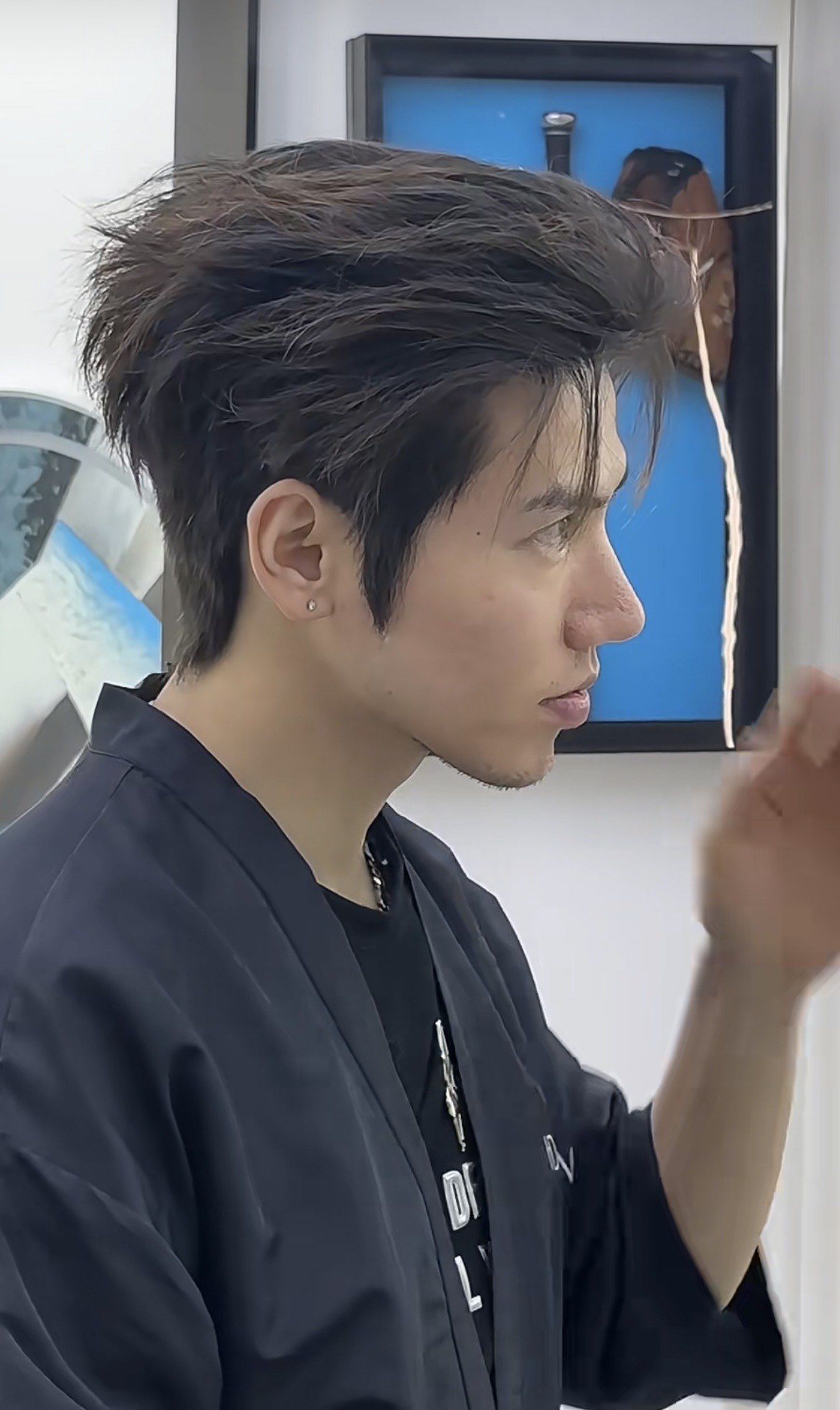 龙须背头 显气质