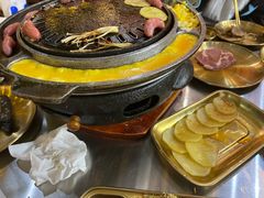 -胡悦里韩式烤肉(芝罘万达广场店)