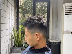 点击看大图 -男爵.男士理发馆