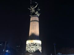 -人民防洪胜利纪念塔