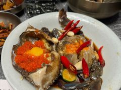 -草家酱蟹炭火烤肉店(珲春南路二店)