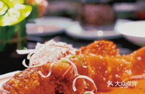 Sichuan-Style Steamed Eastern Star Grouper