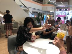 -奈雪的茶(市百一店)