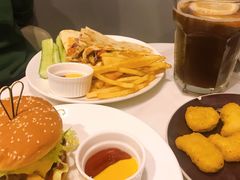 AB芝士牛肉汉堡-about(丹霞庄店)