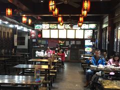大堂-龙抄手(文殊坊店)